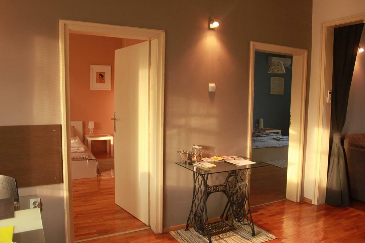 Sunny Central Apartment Szófia Kültér fotó