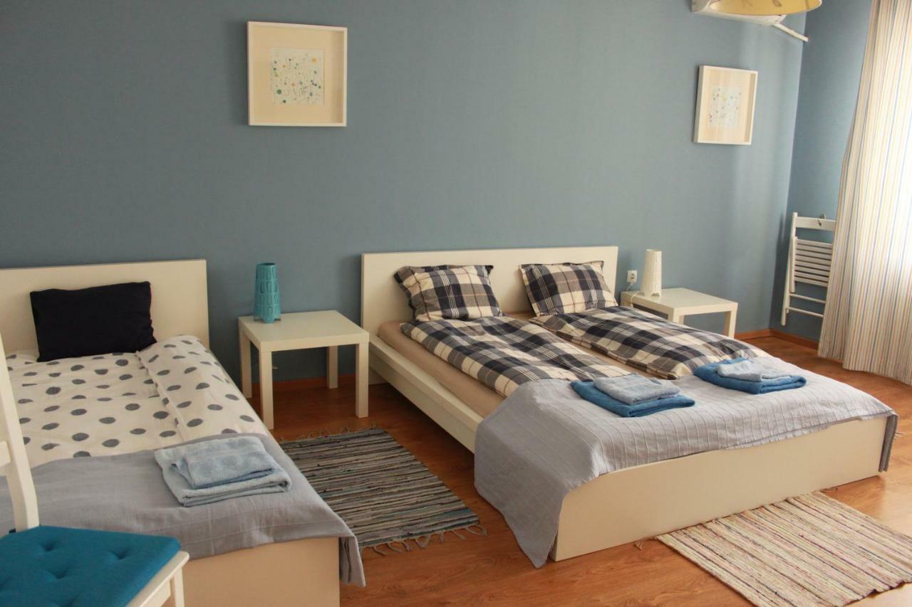 Sunny Central Apartment Szófia Kültér fotó